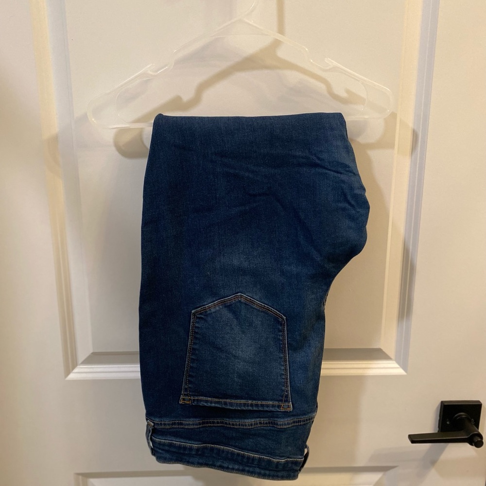 Distressed Mid Rise Old Navy Rockstar Jeans